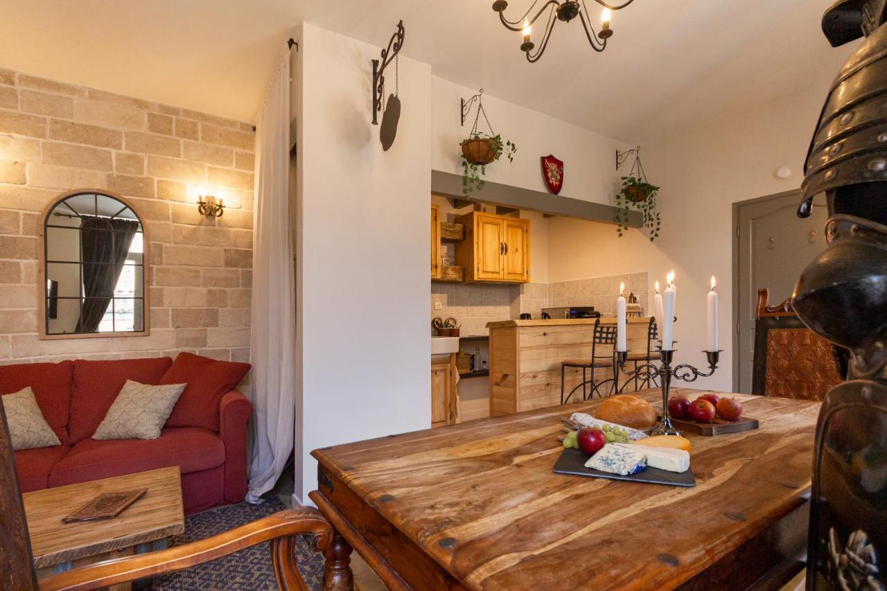 Le Secret De La Taverne - Netflix/Wifi - Chasse Aux Tresor A L'Interieur Carcassonne Bagian luar foto